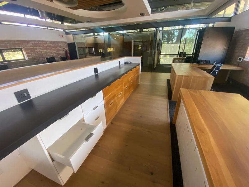 To Let commercial Property for Rent in Walmer Eastern Cape